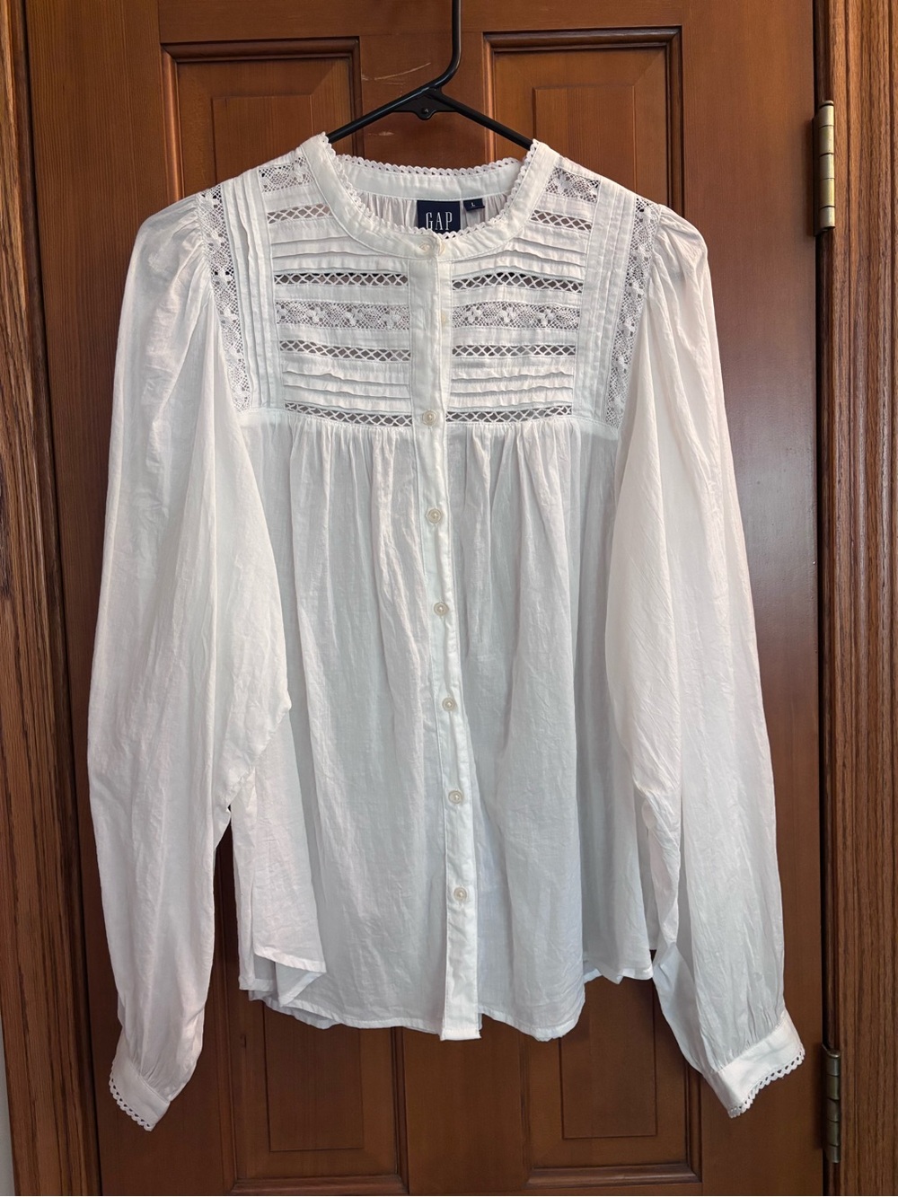 GAP 100% Cotton White Lace Button-Front Women's Blouse